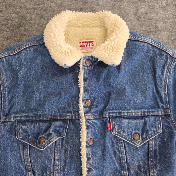 Vintage Levis Sherpa Lined Denim Trucker Jacket Mens 40R Blue Medium Wash 80s - Picture 3 of 15